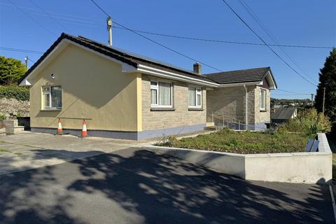 4 bedroom detached bungalow for sale, Edgcumbe Road, St. Austell