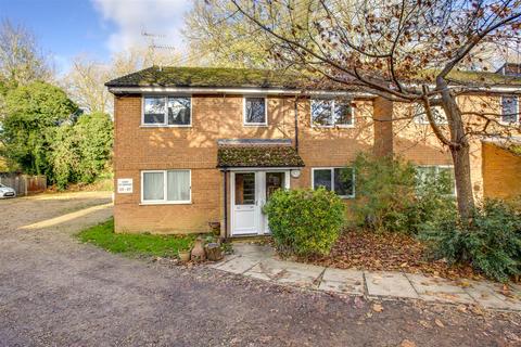 1 bedroom apartment for sale, Eaton Avenue, High Wycombe HP12