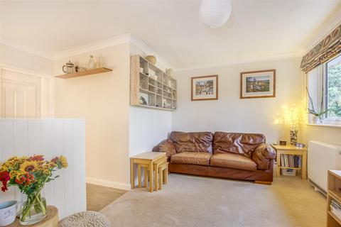 1 bedroom apartment for sale, Eaton Avenue, High Wycombe HP12