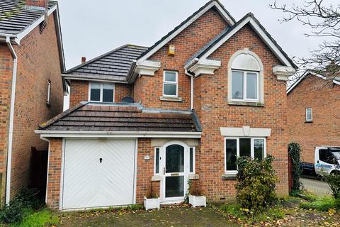 4 bedroom detached house to rent, West View Road, Swanley, BR8