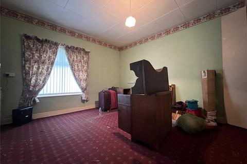 2 bedroom terraced house for sale, Whitehouse Avenue, Oldham, Greater Manchester, OL4