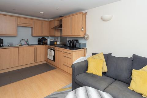 1 bedroom flat for sale, City Walk, Leeds LS11