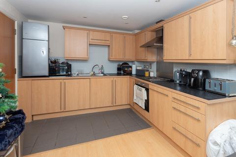 1 bedroom flat for sale, City Walk, Leeds LS11