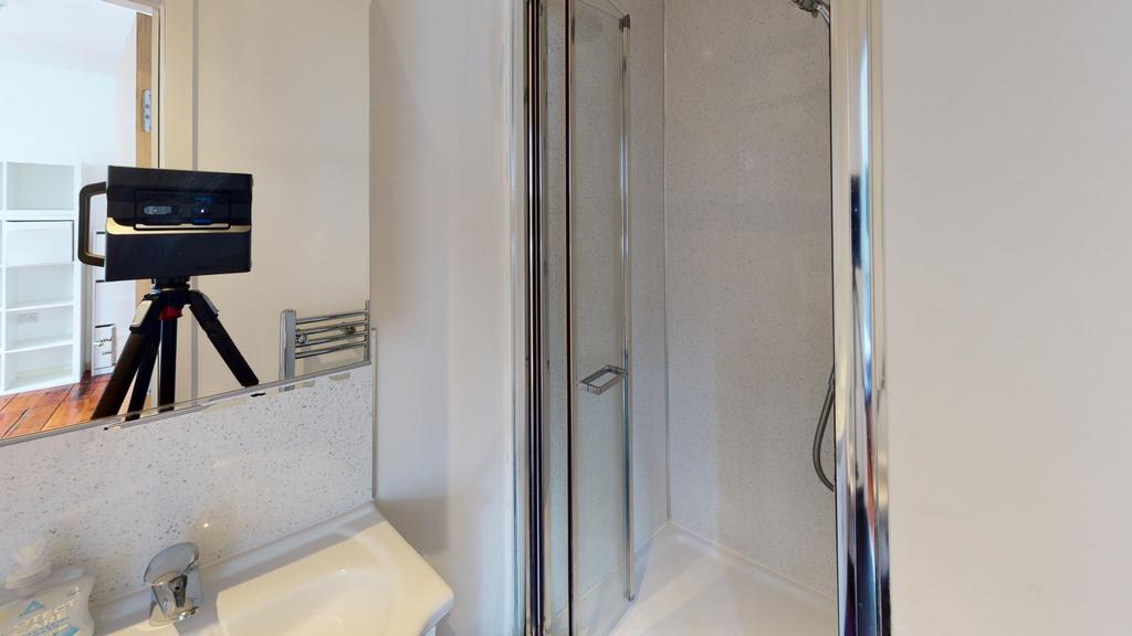 29a-Upper-Parliament-Street-Bathroom