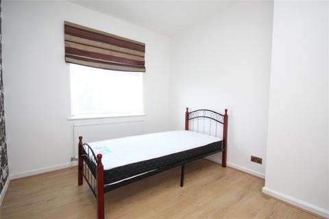 3 bedroom terraced house to rent, Monmouth Road, Dagenham, RM9