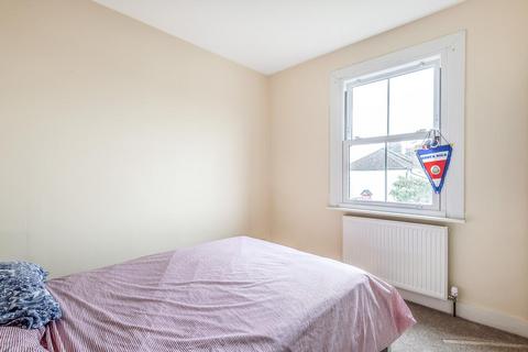 1 bedroom flat for sale, Chase Side, Southgate