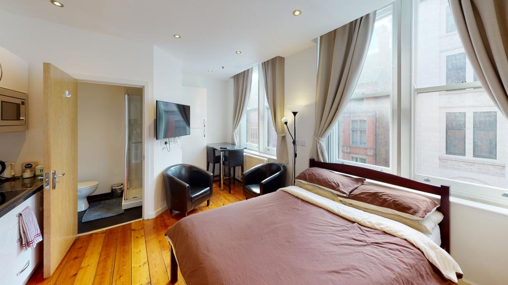 207-UPS-Bedroom
