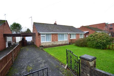 2 bedroom semi-detached bungalow for sale, Castlefields, Leominster