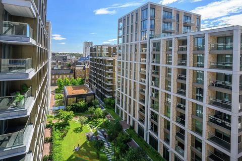 2 bedroom apartment for sale, Kensington House, London SW11