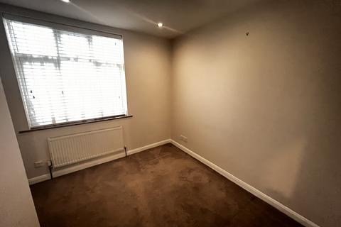 5 bedroom terraced house to rent, Frays Avenue,  West Drayton, UB7