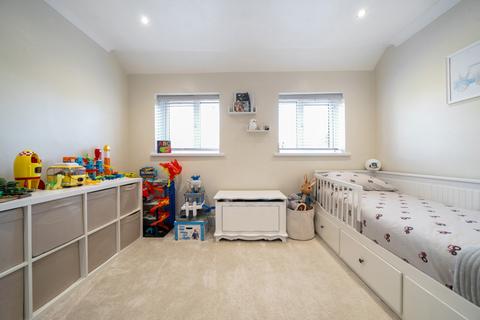 121 Newdigate Road East, Harefield, Uxbridge, UB9 6ES