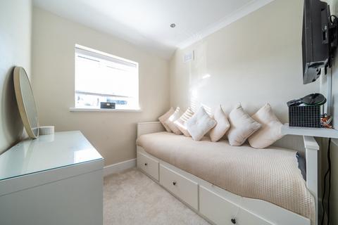 121 Newdigate Road East, Harefield, Uxbridge, UB9 6ES