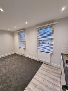 Studio to rent, Clyde Road, Croydon CR0