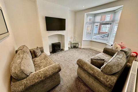 2 bedroom terraced house for sale, Aysgarth Road, Darlington