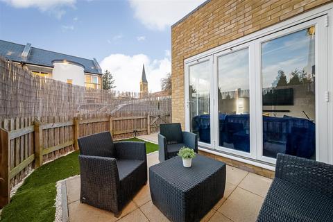 3 bedroom apartment for sale, Canmore Court, 113 Queens Road, Croydon CR0