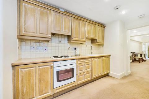 2 bedroom flat to rent, Eccleston Square, Pimlico, London, SW1V