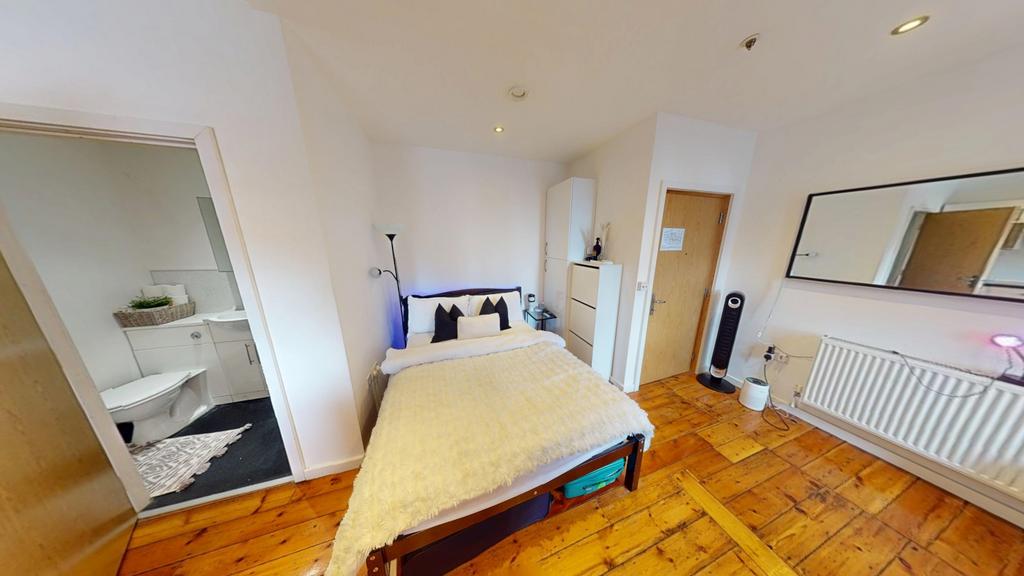 208-29a-Upper-Parliament-Street-06102025 110854
