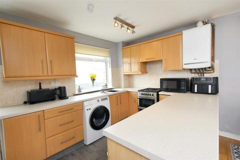 2 bedroom end of terrace house for sale, Gair Crescent, Carluke