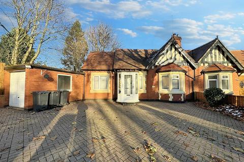 2 bedroom semi-detached bungalow to rent, Holly Lane, Erdington