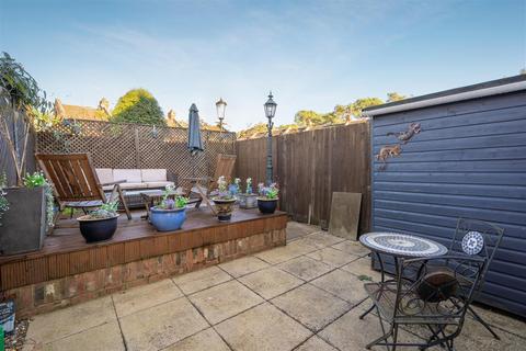 57 Church Road, Chavey Down, Ascot, SL5 8RR