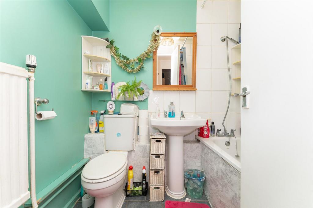 177 Gloucester bath.jpg