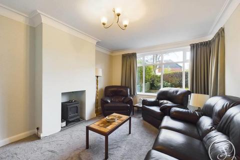 3 bedroom semi-detached house to rent, Devonshire Avenue,, Leeds,