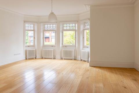 2 bedroom flat for sale, Eton Avenue, London, NW3