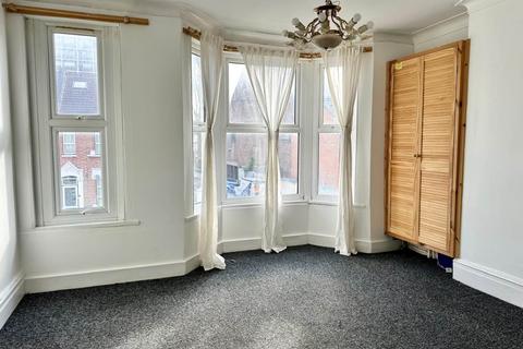 1 bedroom flat to rent, William Street, London