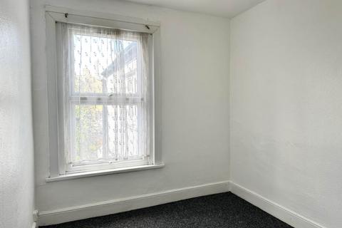 1 bedroom flat to rent, William Street, London