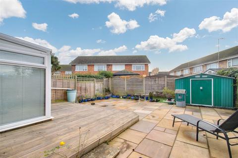 4 bedroom semi-detached house for sale, Crosby Close, Worthing