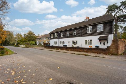 4 bedroom terraced house for sale, Copthorne Bank, Crawley RH10