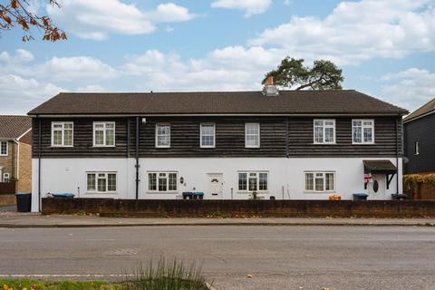 4 bedroom terraced house for sale, Copthorne Bank, Crawley RH10