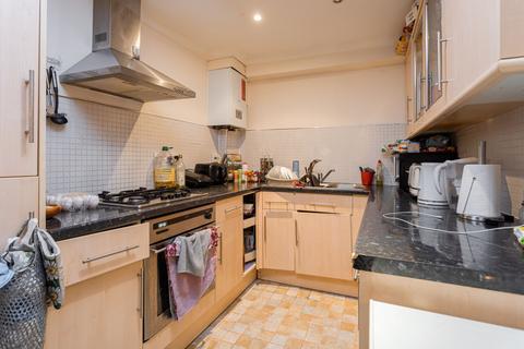 4 bedroom terraced house for sale, Copthorne Bank, Crawley RH10