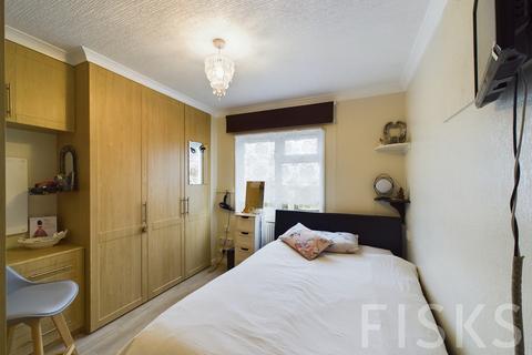 1 bedroom park home for sale, Abridge Park, Romford, RM4