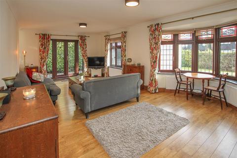 4 bedroom detached house for sale, Rectory Chase, Doddinghurst, Brentwood