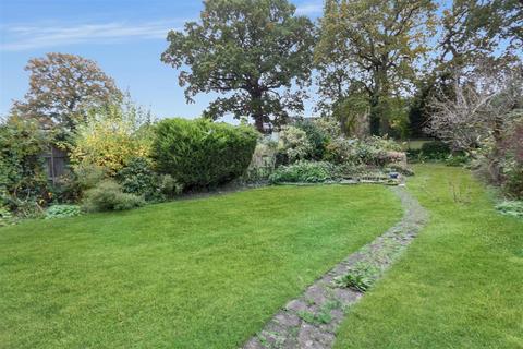 3 bedroom semi-detached bungalow for sale, Sandy Ridge, Chislehurst