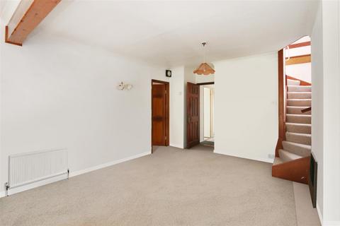 29 Sandy Ridge, Chislehurst, BR7 5DP