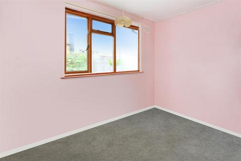 29 Sandy Ridge, Chislehurst, BR7 5DP