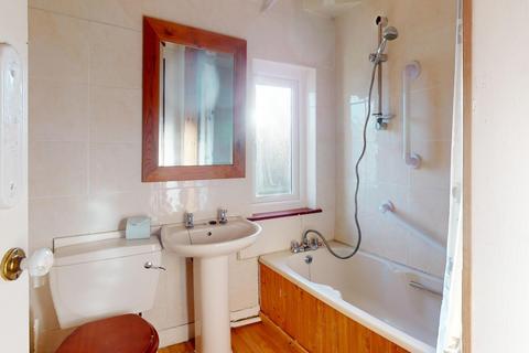 98 The Crossways, Otley, LS21 2DA