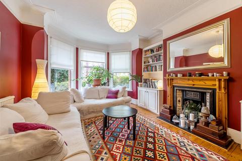 4 bedroom end of terrace house for sale, Dewsbury Road, London, NW10