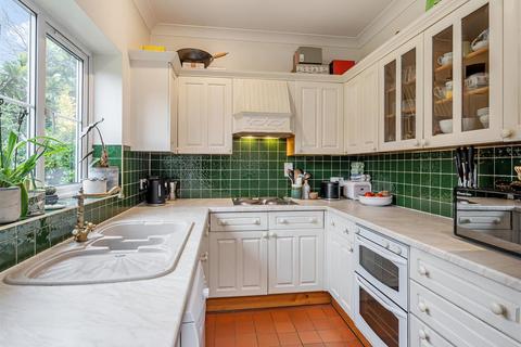 4 bedroom end of terrace house for sale, Dewsbury Road, London, NW10