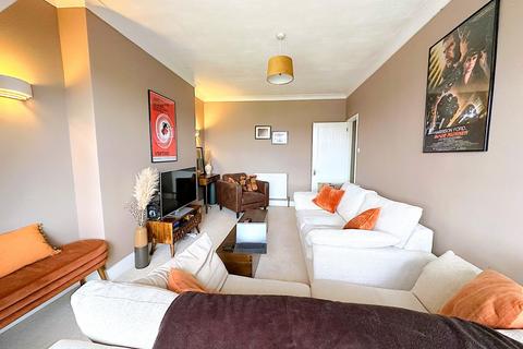 3 bedroom apartment to rent, Knole Road, Bexhill-on-Sea, TN40