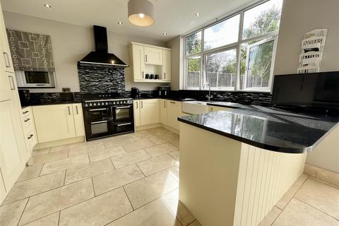 3 bedroom detached house for sale, Tenterfields, Halesowen