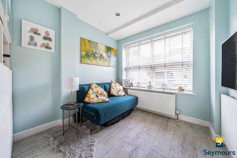 25 Scholars Walk, Guildford, GU2 7TR