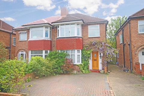 3 bedroom semi-detached house to rent, Nelson Road, Whitton TW2