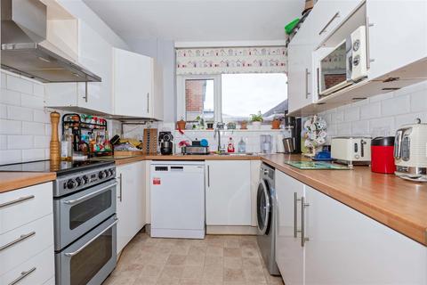 5 bedroom semi-detached house for sale, Douglas Close, Worthing