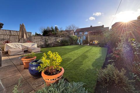 4 bedroom semi-detached house for sale, Hastings Avenue, Brierdene, Whitley Bay, NE26 4AF