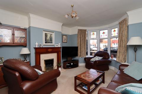 4 bedroom semi-detached house for sale, Hastings Avenue, Brierdene, Whitley Bay, NE26 4AF