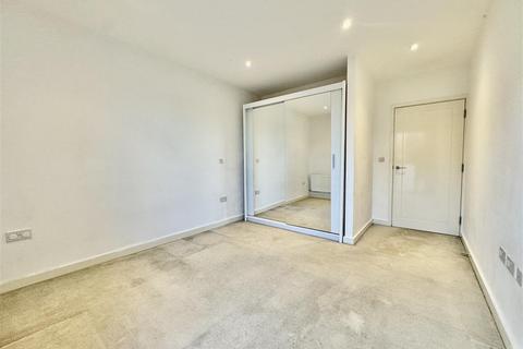 1 bedroom apartment to rent, Imperial Drive, Harrow