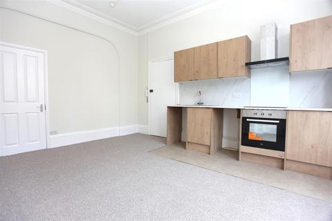 1 bedroom flat to rent, Seafield Road, Hove